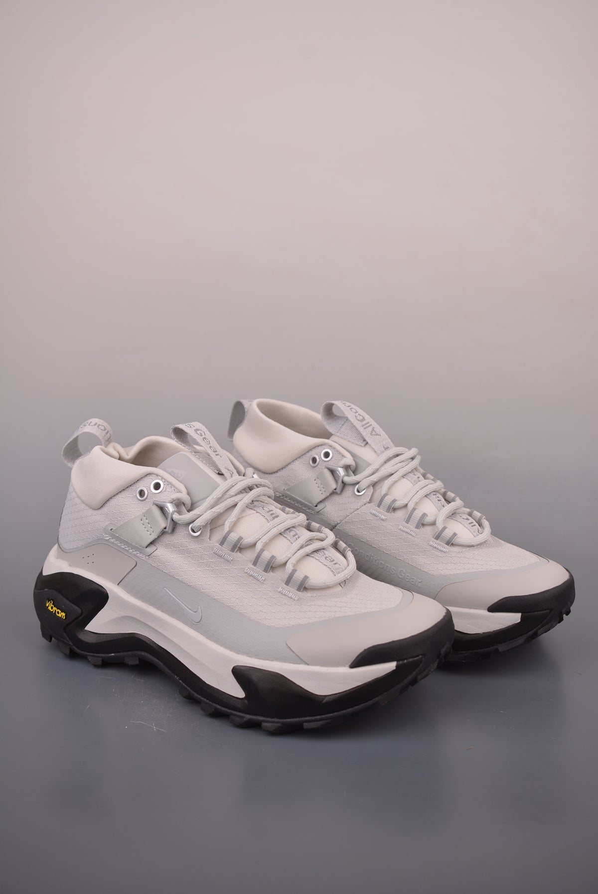 Nike ACG Mountain Fly Low GTX SE "Gore-Tex Waterproof"